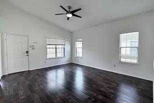 10023 Date Meadow Ln, Tomball, TX 77375 - Photo 9