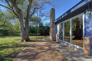 5611 Arboles Dr, Houston, TX 77035 - Photo 3