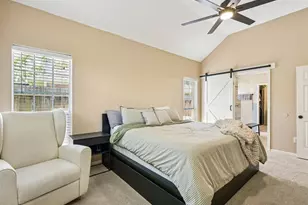 124 Crimson Bay Dr, League City, TX 77573 - Photo 21