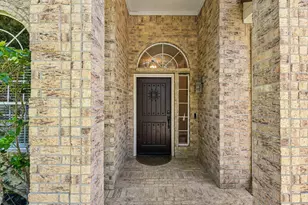 124 Crimson Bay Dr, League City, TX 77573 - Photo 3