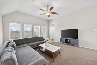 5035 Chestnut Orchard Drive, Houston, TX 77066 - Photo 11