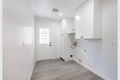 6215 Portal Drive, Houston, TX 77096 - Photo 17