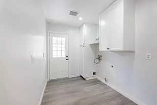 6215 Portal Dr, Houston, TX 77096 - Photo 17