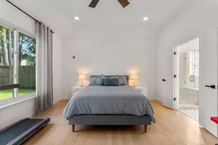 31 Canoe Birch Pl, The Woodlands, TX 77382 - Photo 13