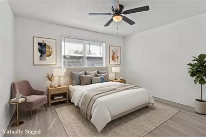 317-319 E B Street, La Porte, TX 77571 - Photo 17