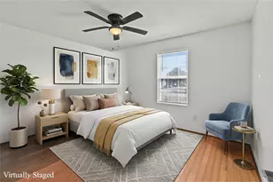 317-319 E B St, La Porte, TX 77571 - Photo 9