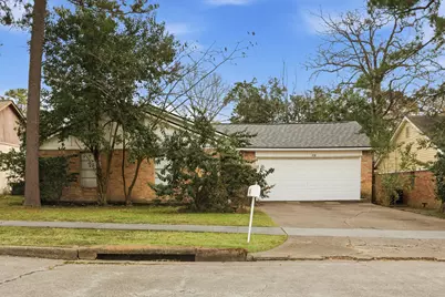 218 Oxford Drive, Conroe, TX 77303 - Photo 1