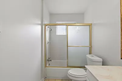 218 Oxford Drive, Conroe, TX 77303 - Photo 35