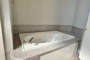 9833 Sandra Ann Ct, Houston, TX 77025 - Photo 7