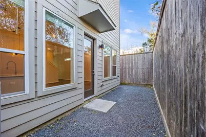 624 Thornton Oaks Lane, Houston, TX 77018 - Photo 23