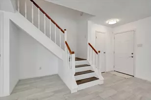 17287 Saturn Ln, Houston, TX 77058 - Photo 13