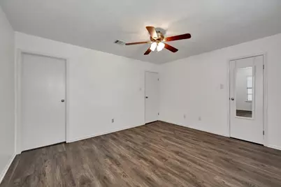 17287 Saturn Lane, Houston, TX 77058 - Photo 25