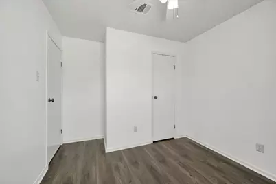 17287 Saturn Lane, Houston, TX 77058 - Photo 39