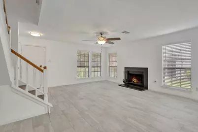 17287 Saturn Lane, Houston, TX 77058 - Photo 15