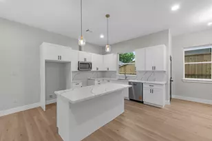2347 Knoblock, Houston, TX 77023 - Photo 3