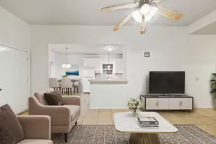 5502 Finch St, Houston, TX 77028 - Photo 9