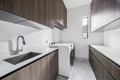 1730 Bayram Drive, Houston, TX 77055 - Photo 33