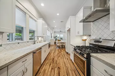 1833 Tabor Street, Houston, TX 77009 - Photo 11