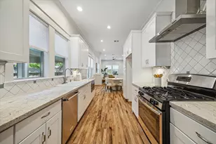 1833 Tabor St, Houston, TX 77009 - Photo 11