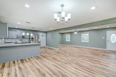 824 S 37th Street, Nederland, TX 77627 - Photo 5