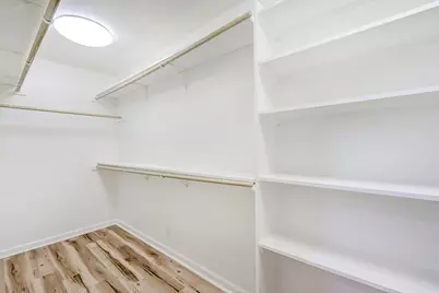 824 S 37th Street, Nederland, TX 77627 - Photo 9