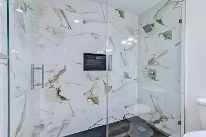 824 S 37th Street, Nederland, TX 77627 - Photo 13