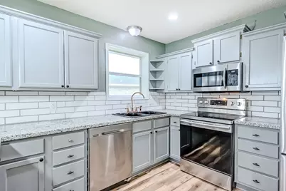 824 S 37th Street, Nederland, TX 77627 - Photo 7