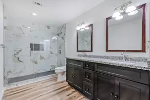 824 S 37th St, Nederland, TX 77627 - Photo 11