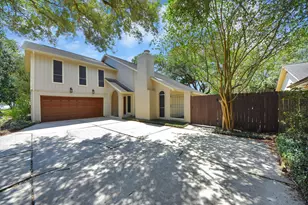 515 Lorie Ln, Seabrook, TX 77586 - Photo 3