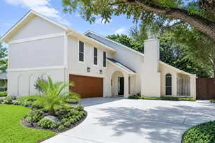 515 Lorie Ln, Seabrook, TX 77586 - Photo 1
