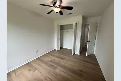 1100 N Heron Drive, Seabrook, TX 77586 - Photo 5