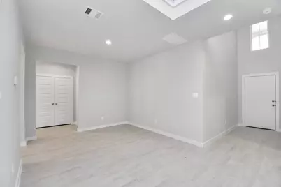 12042 Maple Oak Drive, Houston, TX 77066 - Photo 11