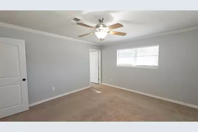 407 Tamarind Street, Lake Jackson, TX 77566 - Photo 21