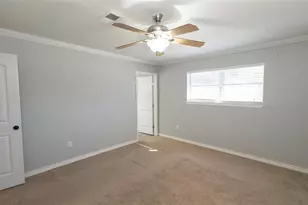 407 Tamarind St, Lake Jackson, TX 77566 - Photo 21