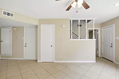 6046 W Airport Boulevard, Houston, TX 77035 - Photo 7