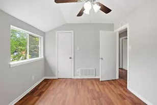 6046 W Airport Blvd, Houston, TX 77035 - Photo 25