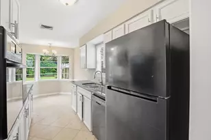 6046 W Airport Blvd, Houston, TX 77035 - Photo 13