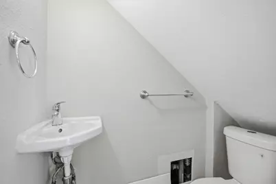 6046 W Airport Boulevard, Houston, TX 77035 - Photo 29