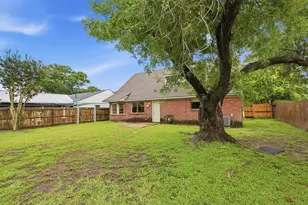 6046 W Airport Blvd, Houston, TX 77035 - Photo 31