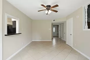 6046 W Airport Blvd, Houston, TX 77035 - Photo 7