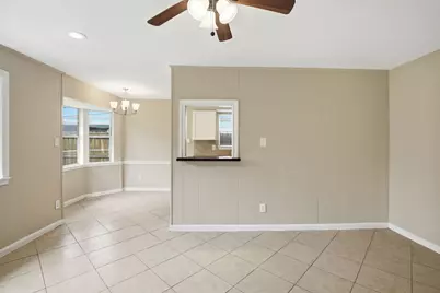 6046 W Airport Boulevard, Houston, TX 77035 - Photo 9