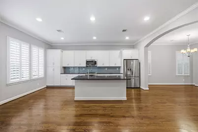 4926 Ella Boulevard, Houston, TX 77018 - Photo 9