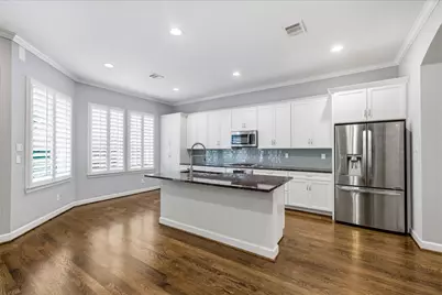 4926 Ella Boulevard, Houston, TX 77018 - Photo 11
