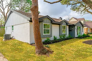 6027 Valkeith Dr, Houston, TX 77096 - Photo 3