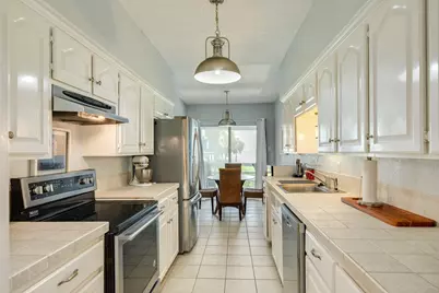 46 Harbour Circle, Galveston, TX 77554 - Photo 25