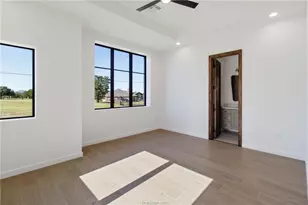 4558 Hicks Ln, Bryan, TX 77845 - Photo 23