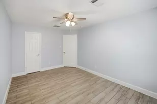 3116 Creek Bank Ln, Pearland, TX 77581 - Photo 23