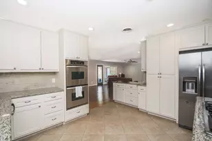 5422 Rutherglenn Dr, Houston, TX 77096 - Photo 9
