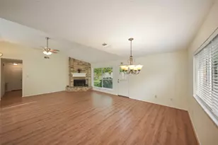 21503 Bridgepoint Ln, Spring, TX 77388 - Photo 13