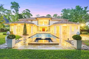 24 E Shady Ln, Houston, TX 77063 - Photo 1